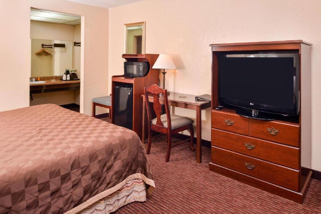 Americas Best Value Inn Alliance Zewnętrze zdjęcie
