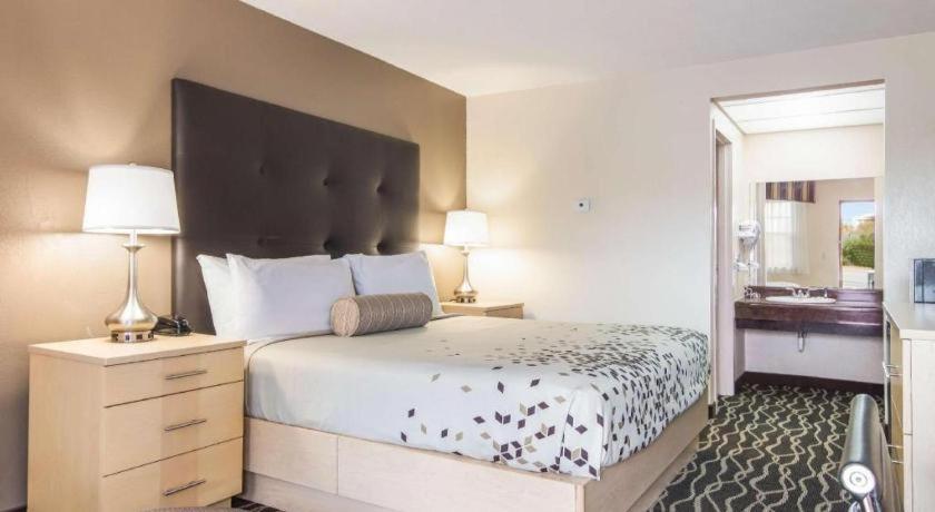 Americas Best Value Inn Alliance Zewnętrze zdjęcie